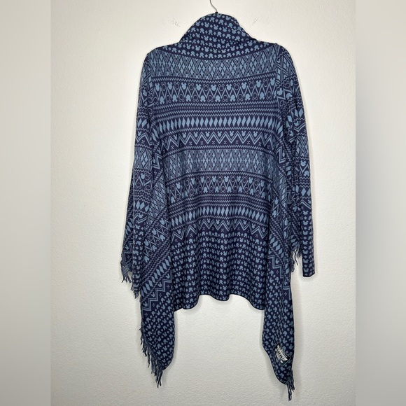 Disney Mickey  Mouse Blue Fringe Cardigan Sweater Sz M/L 100% Cotton - Picture 4 of 6